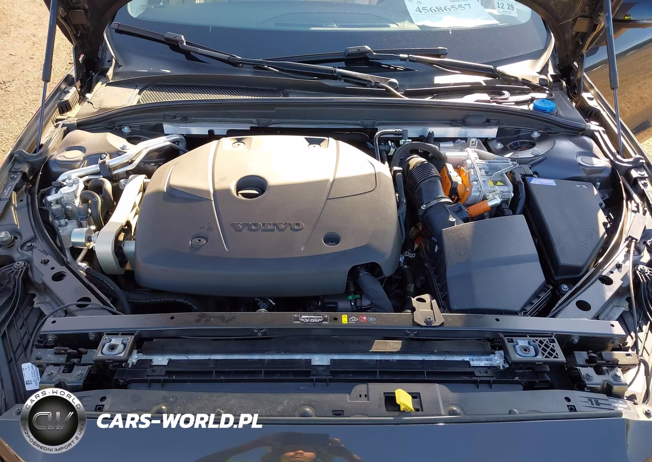 2024 Volvo S60 Recharge Plug-In Hybrid T8 Plus Dark Theme VIN:7JRH60FLXRG314814 - 10