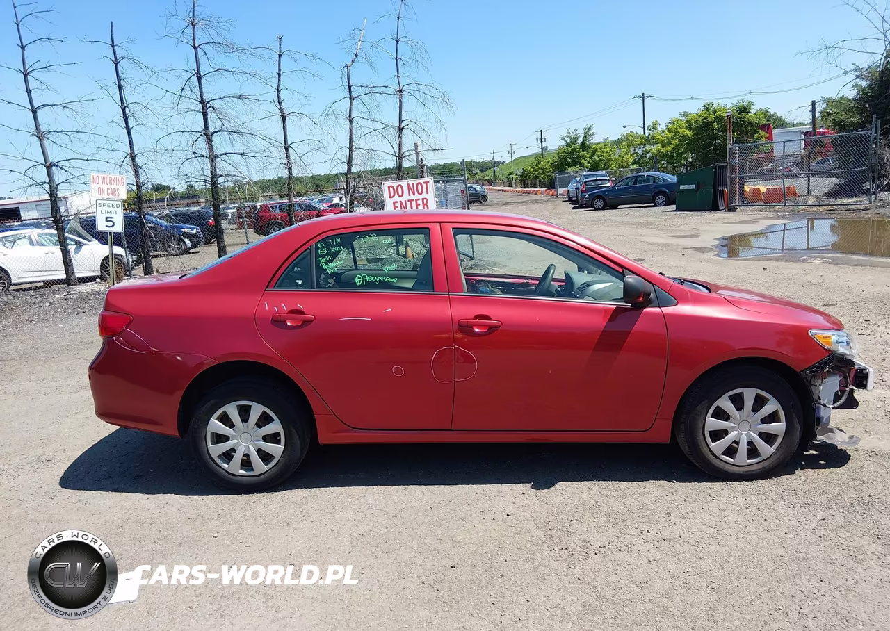 2010 Toyota Corolla Le VIN:JTDBU4EE5AJ073708 - 13