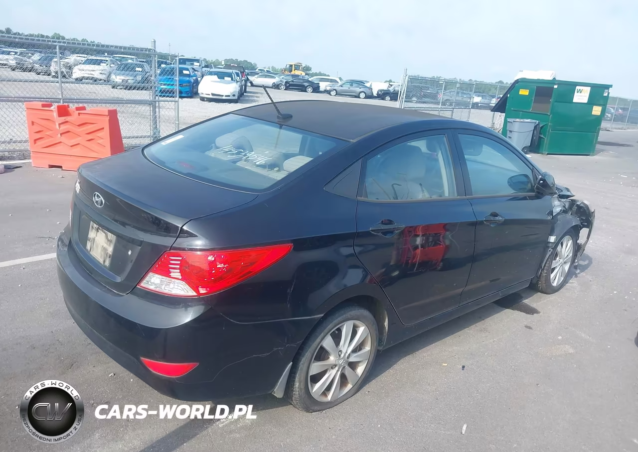 2014 Hyundai Accent Gls VIN:KMHCU4AE4EU769082 - 4