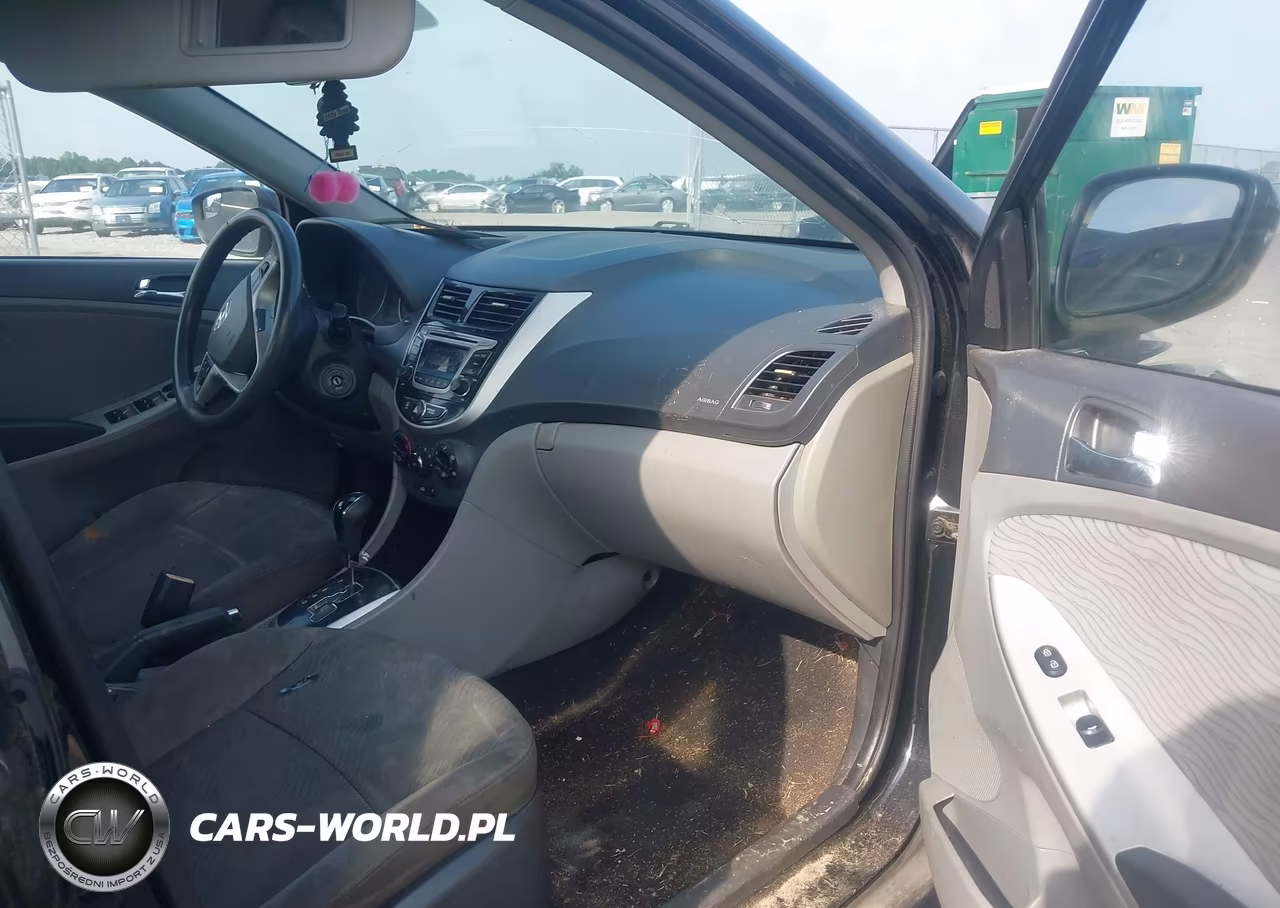 2014 Hyundai Accent Gls VIN:KMHCU4AE4EU769082 - 5