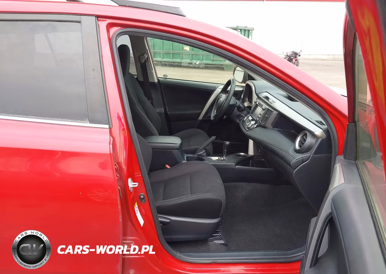 2015 Toyota Rav4 Xle VIN:JTMRFREV9FD152357 - 5