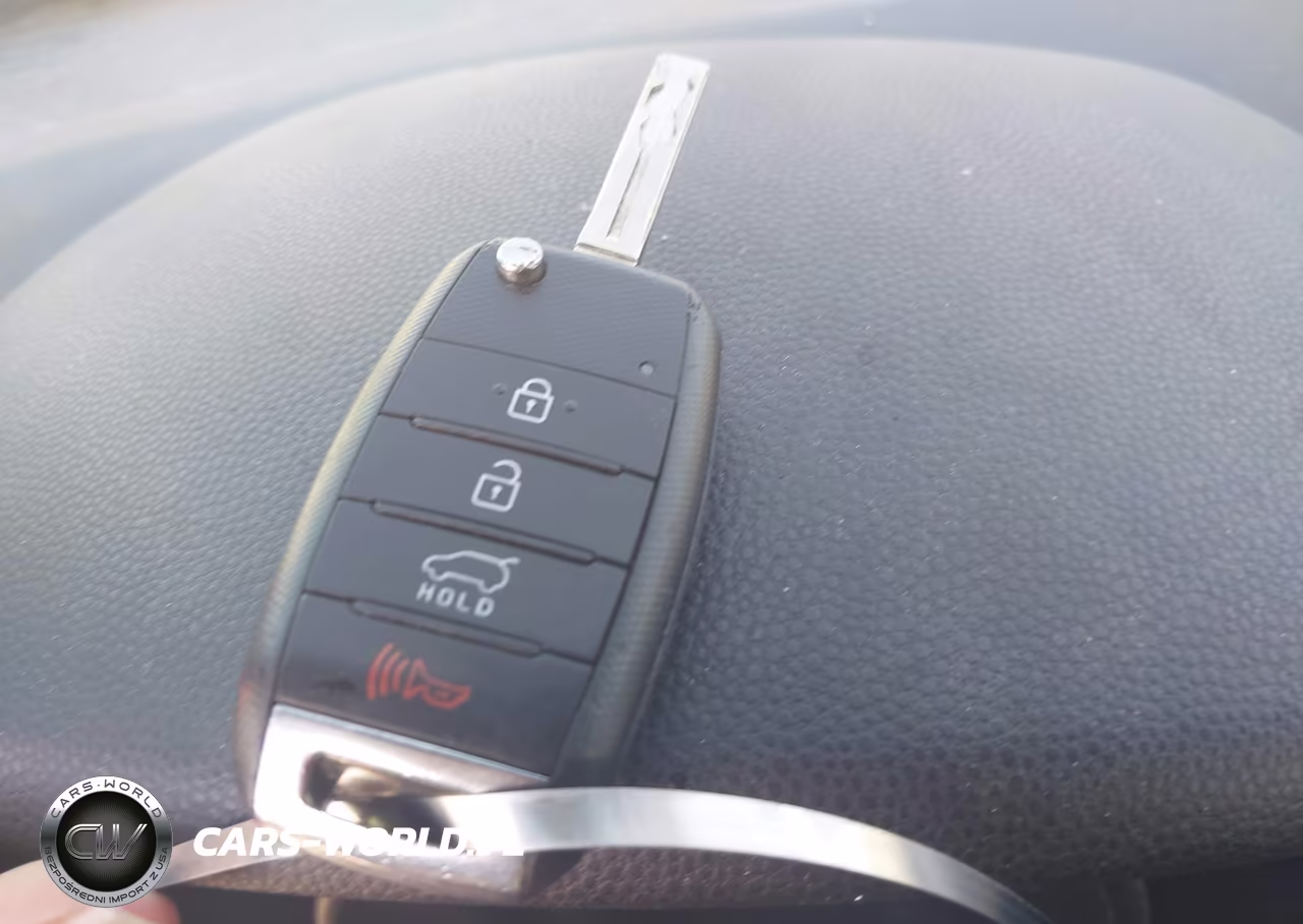 2018 Kia Soul + VIN:KNDJP3A52J7551342 - 11