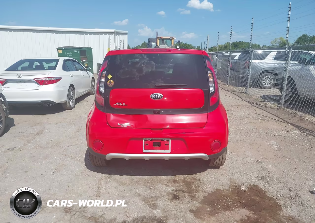 2018 Kia Soul + VIN:KNDJP3A52J7551342 - 16