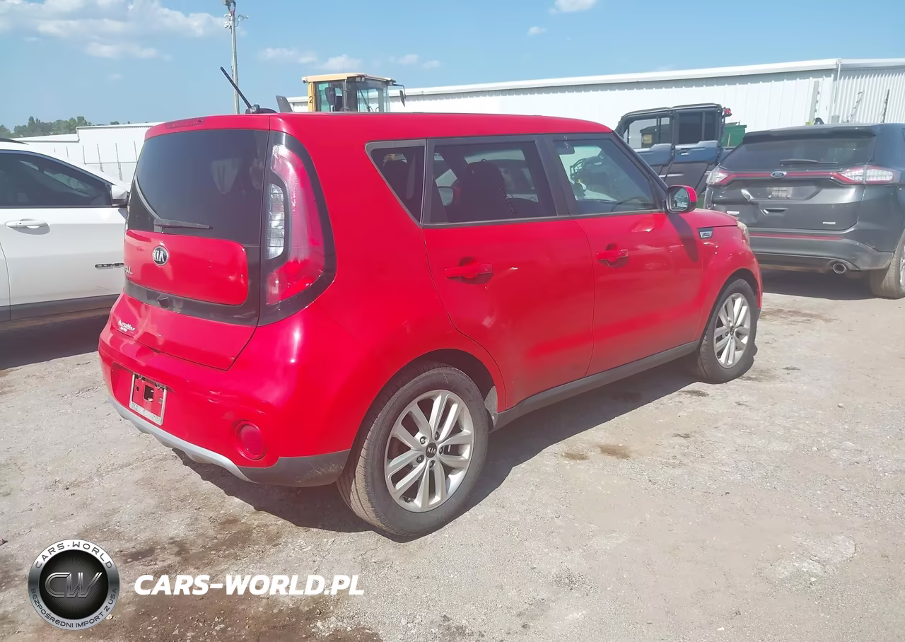 2018 Kia Soul + VIN:KNDJP3A52J7551342 - 4