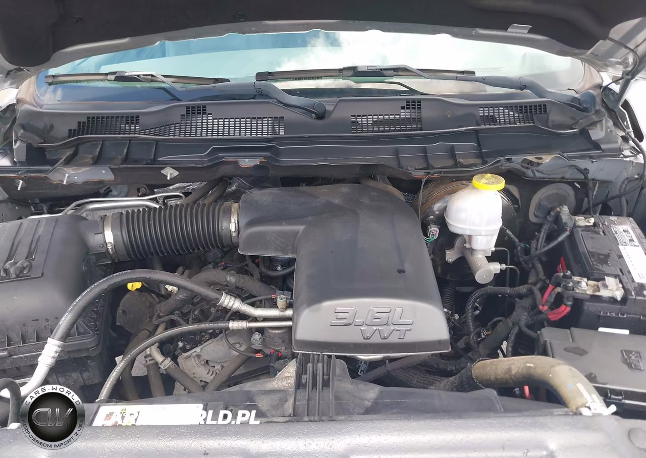 2018 Ram 1500 Tradesman 4X2 8' Box VIN:3C6JR6DG5JG323596 - 10