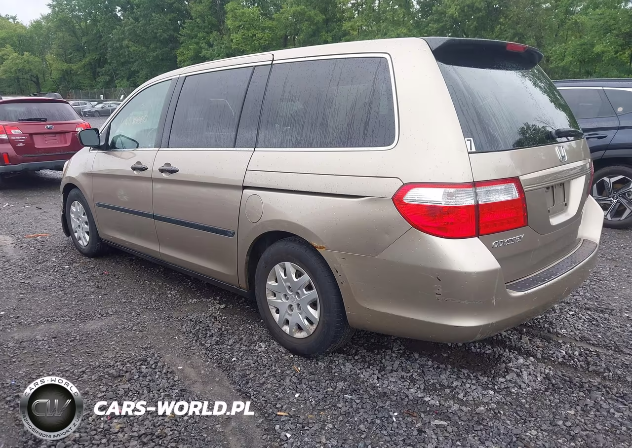 2007 Honda Odyssey Lx VIN:5FNRL38237B026948 - 3