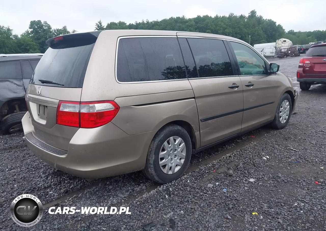 2007 Honda Odyssey Lx VIN:5FNRL38237B026948 - 4
