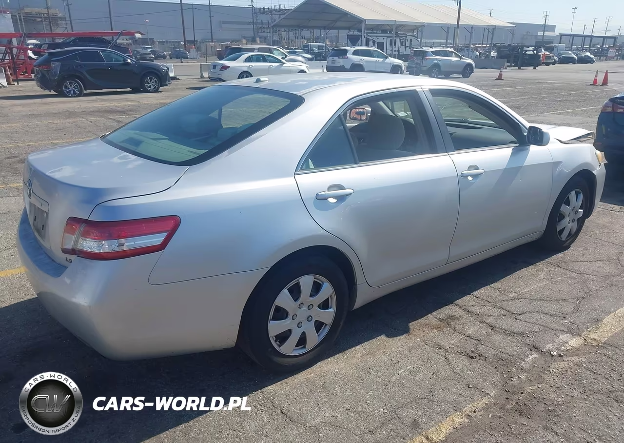 2011 Toyota Camry Le VIN:4T1BF3EK6BU699595 - 4
