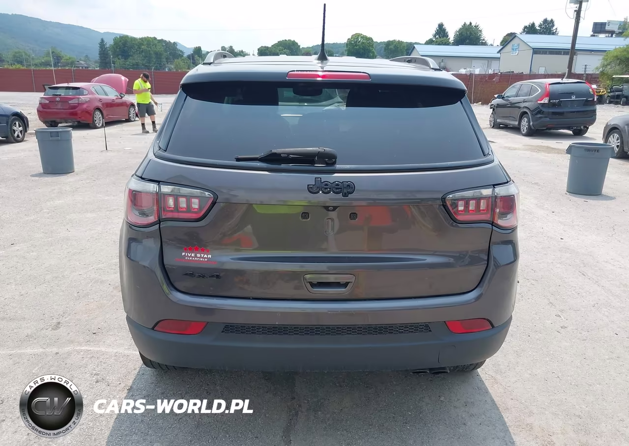 2020 Jeep Compass Altitude 4X4 VIN:3C4NJDBB1LT153650 - 17