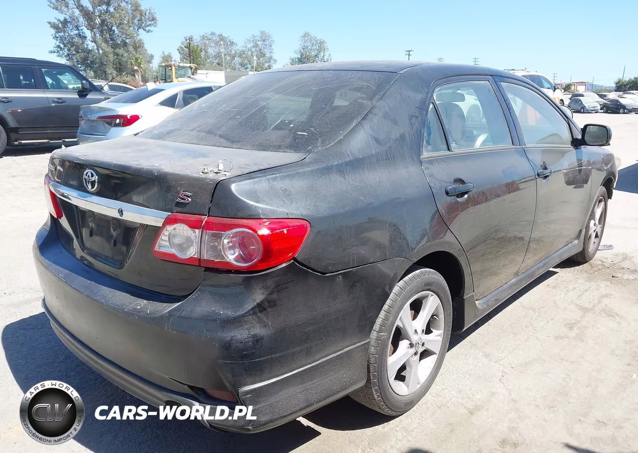 2013 Toyota Corolla S VIN:5YFBU4EE5DP199454 - 4