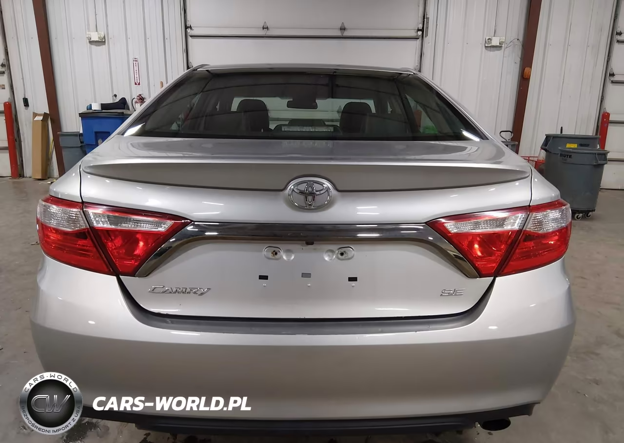 2016 Toyota Camry Se VIN:4T1BF1FK0GU201756 - 16
