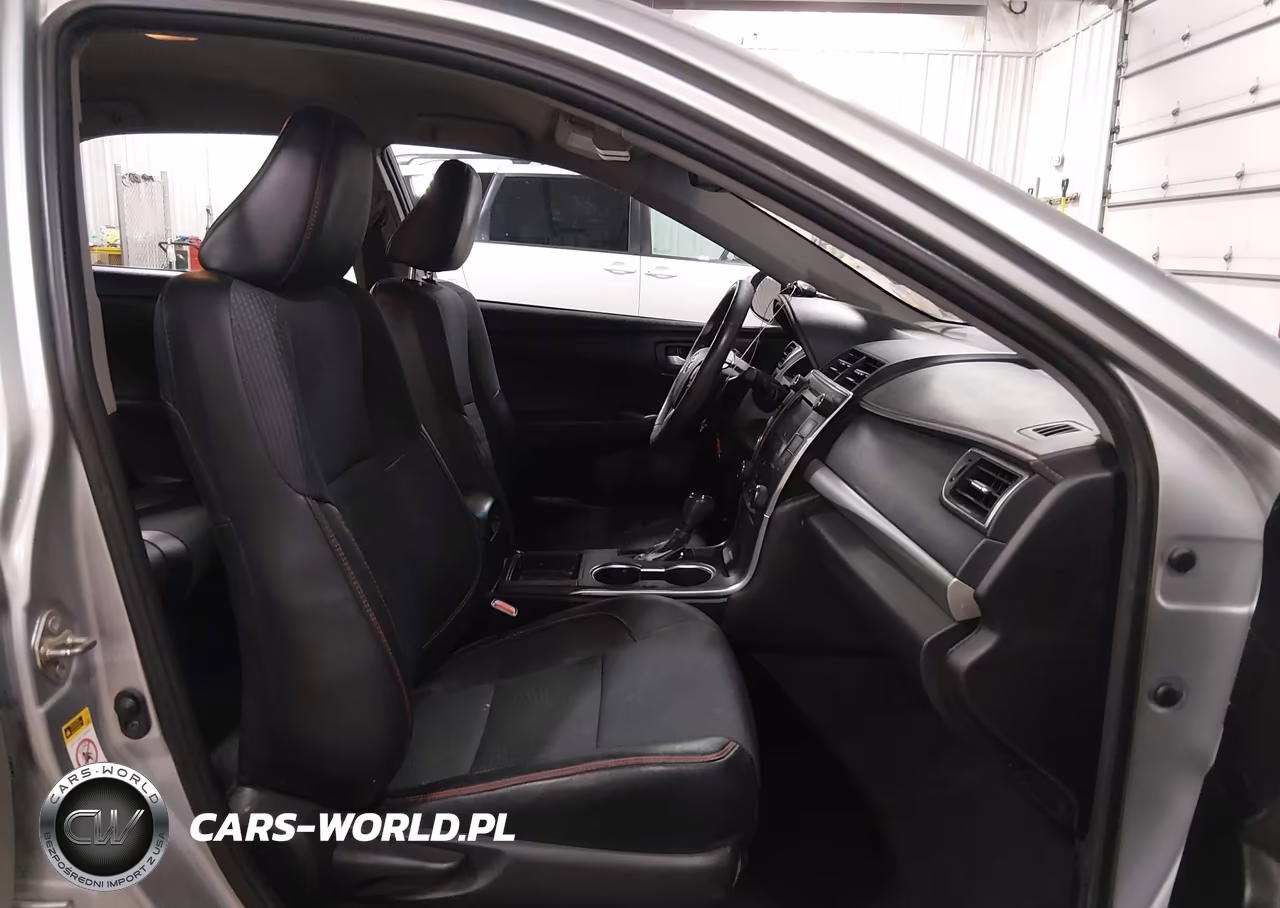 2016 Toyota Camry Se VIN:4T1BF1FK0GU201756 - 5