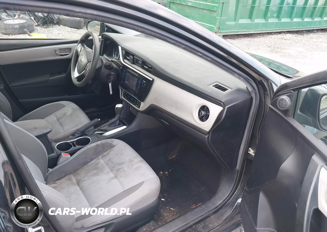 2017 Toyota Corolla Le VIN:2T1BURHE9HC787114 - 5