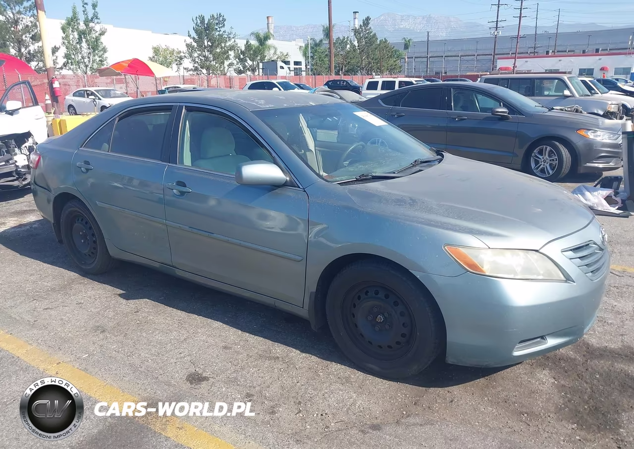 2009 Toyota Camry Le VIN:4T4BE46KX9R135536 - 1