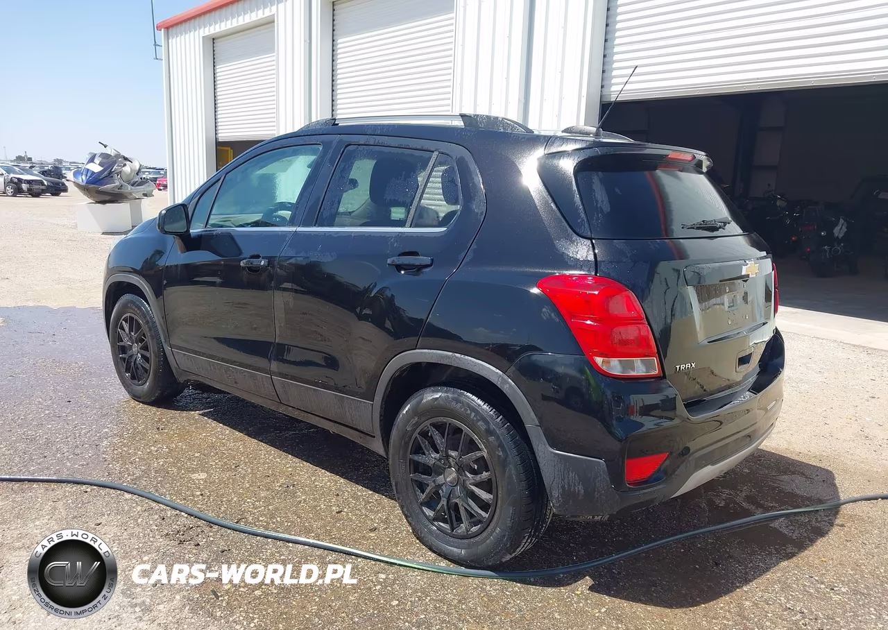 2017 Chevrolet Trax Lt VIN:3GNCJLSB2HL215881 - 3