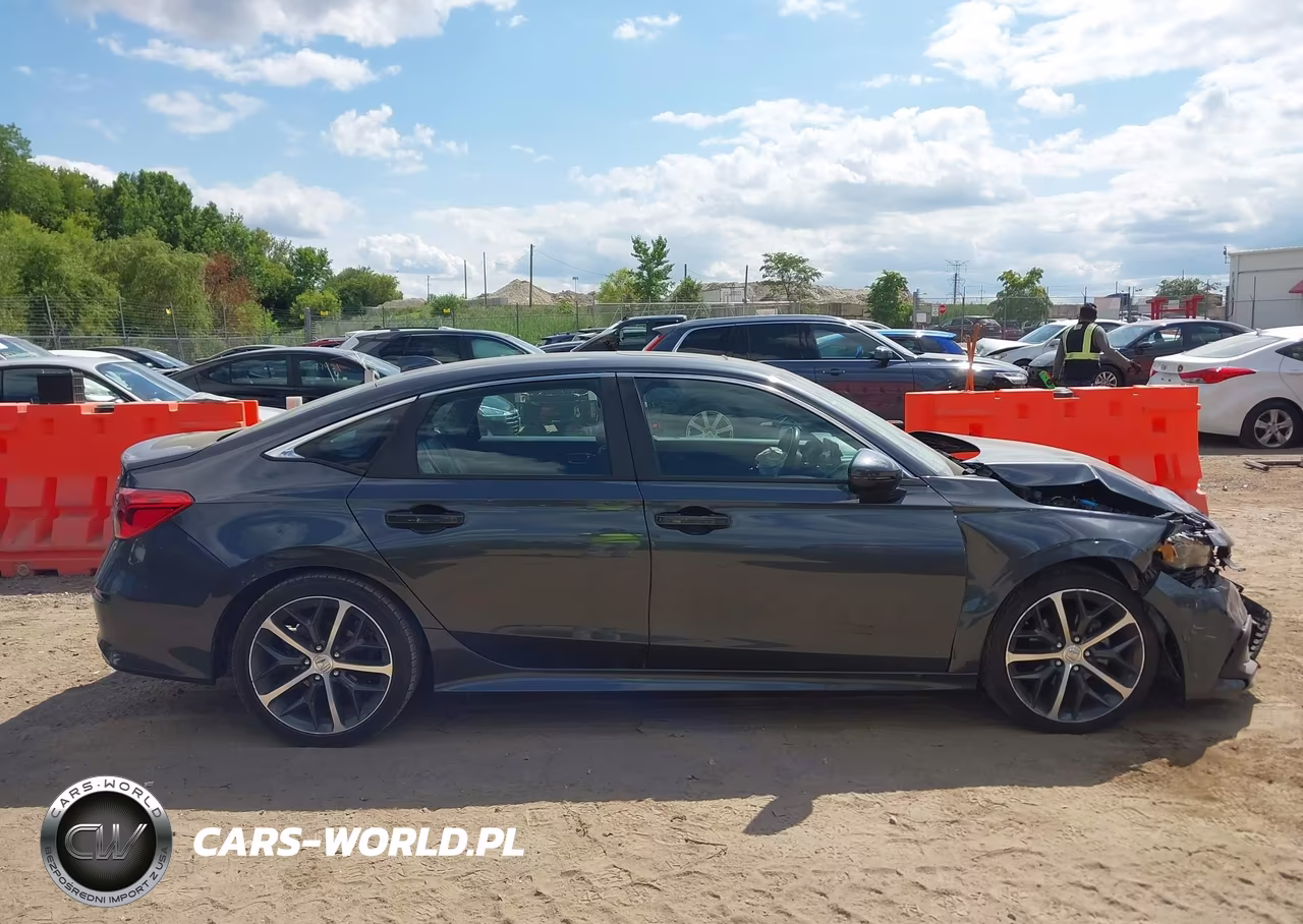 2024 Honda Civic Touring VIN:2HGFE1F97RH340098 - 13