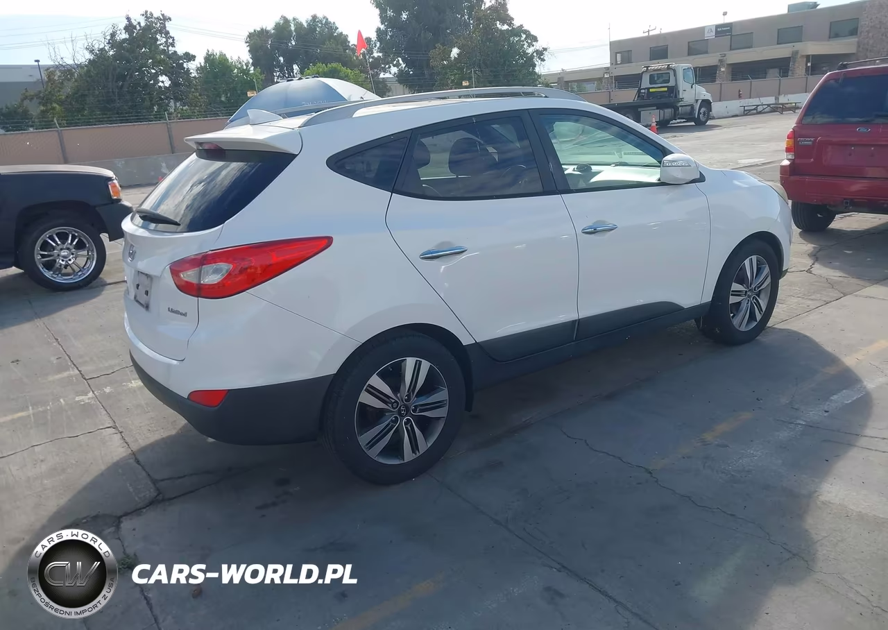 2015 Hyundai Tucson Limited VIN:KM8JU3AG3FU027986 - 4