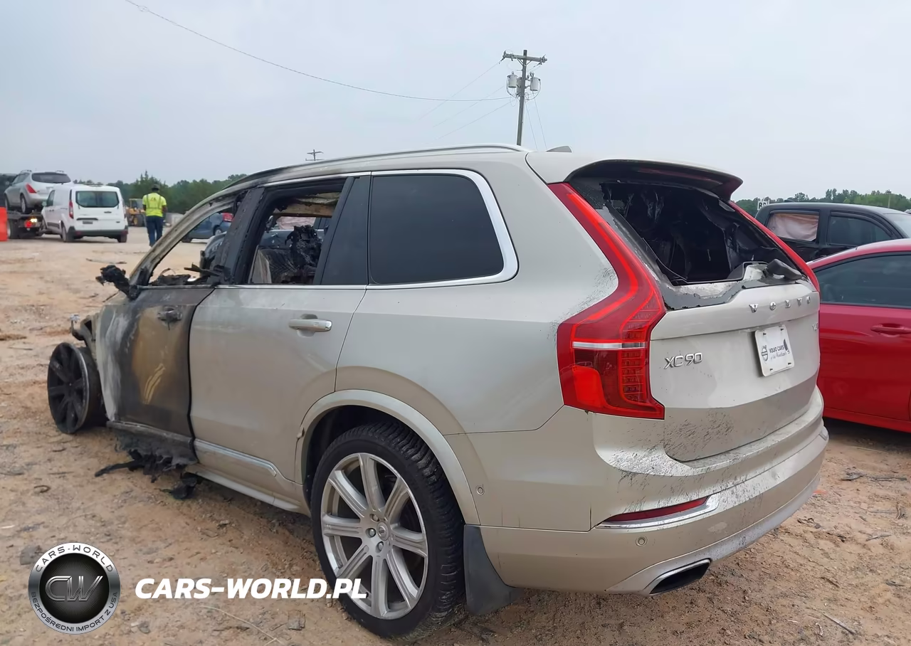 2017 Volvo Xc90 T6 Inscription VIN:YV4A22PL2H1183205 - 3