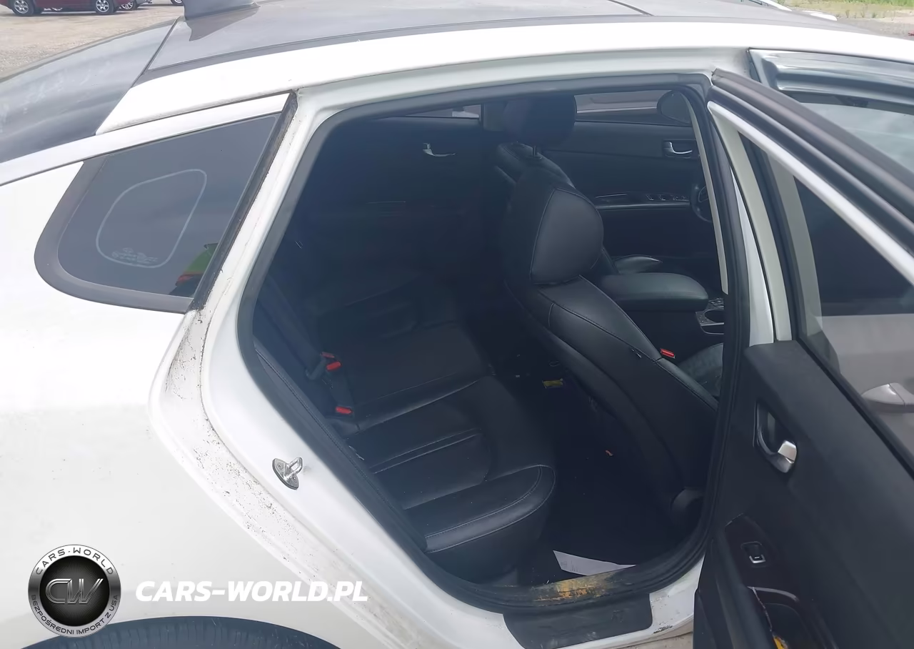 2018 Kia Optima Ex VIN:5XXGU4L31JG209666 - 8