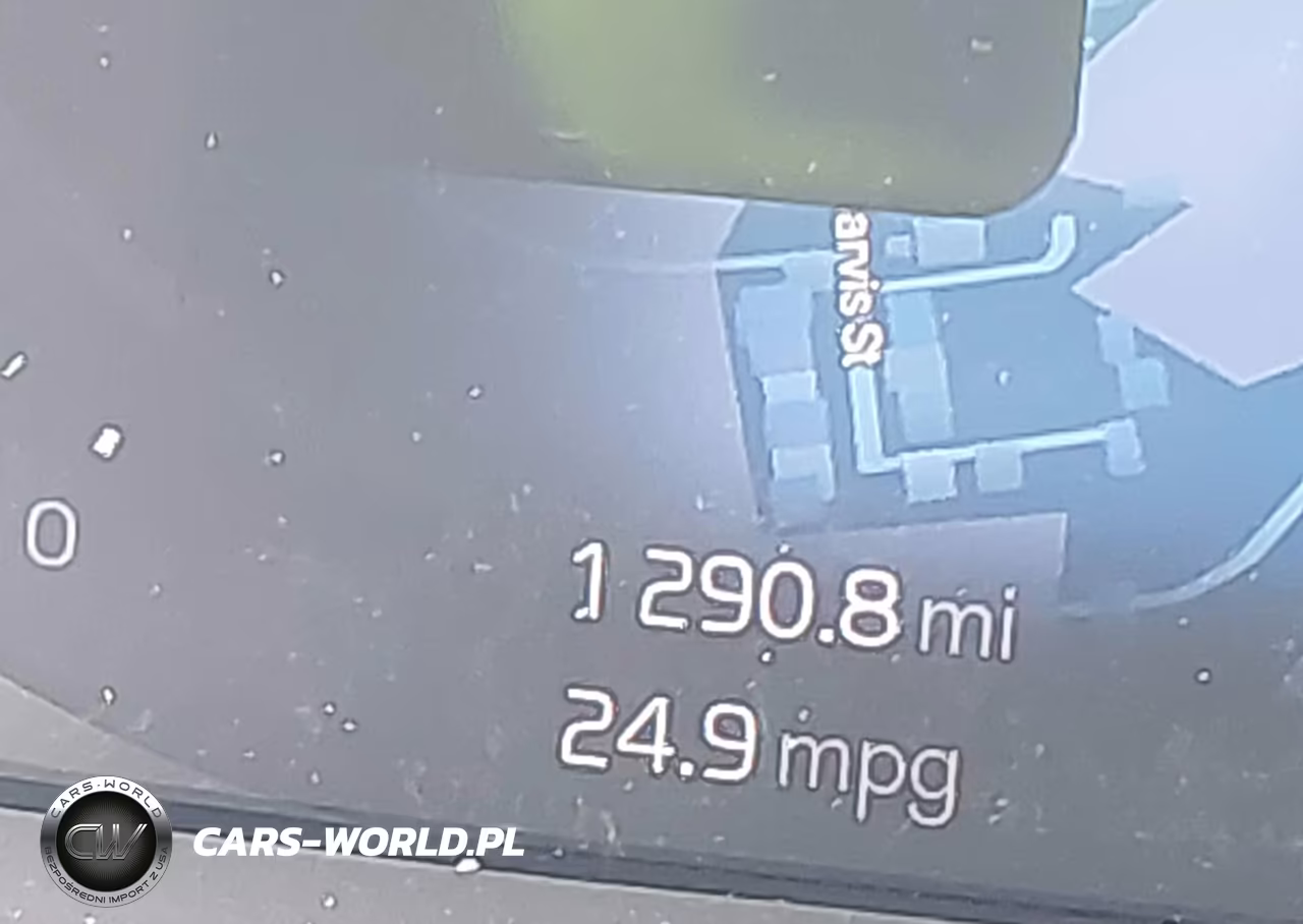 2026 Volvo Xc40 Plus, B5 Awd Gas (Mild Hybrid), Dark VIN:YV4L12UC4T2772243 - 16