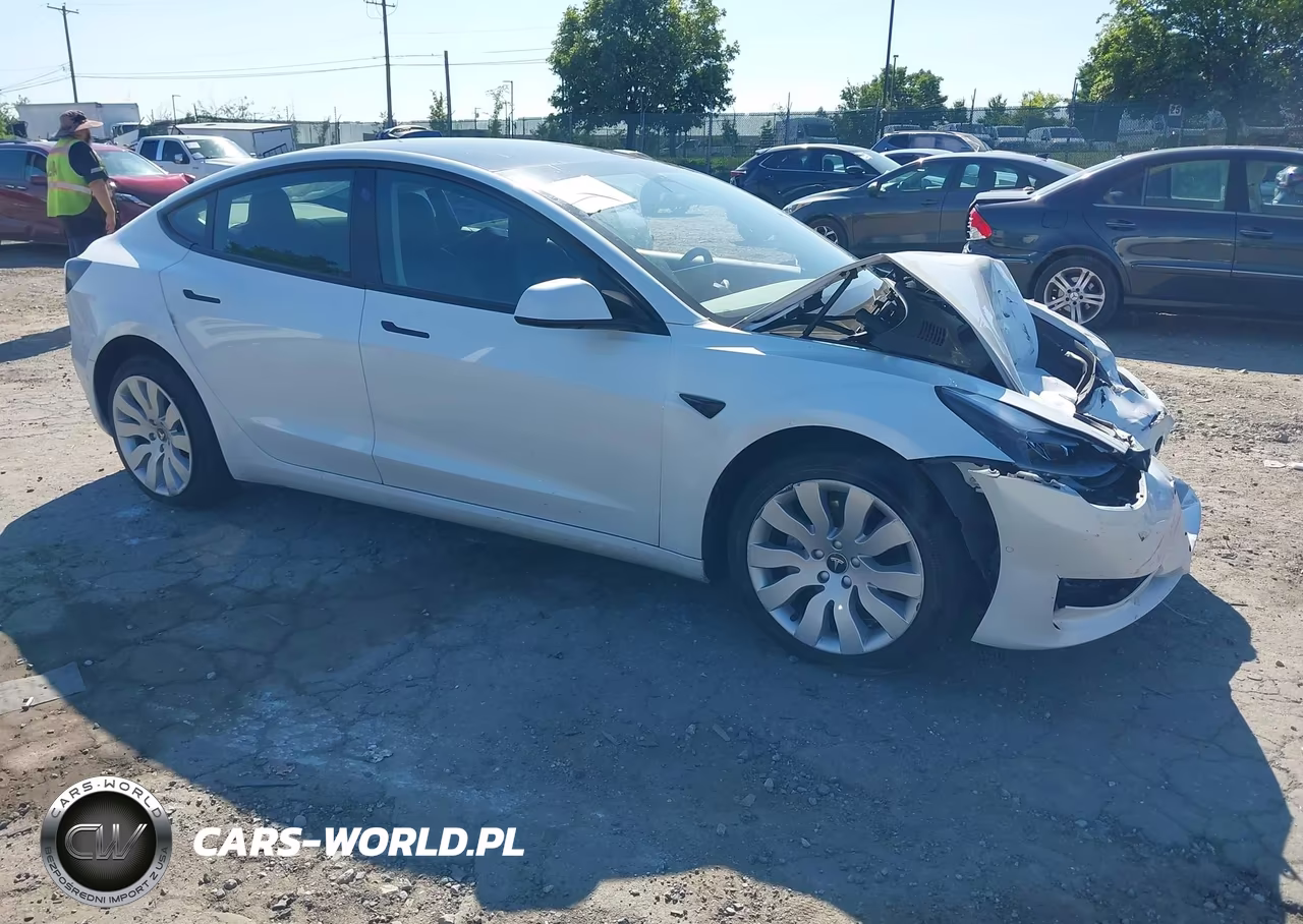 2022 Tesla Model 3 Long Range Dual Motor All-Wheel Drive – zdjęcie 1 z 15