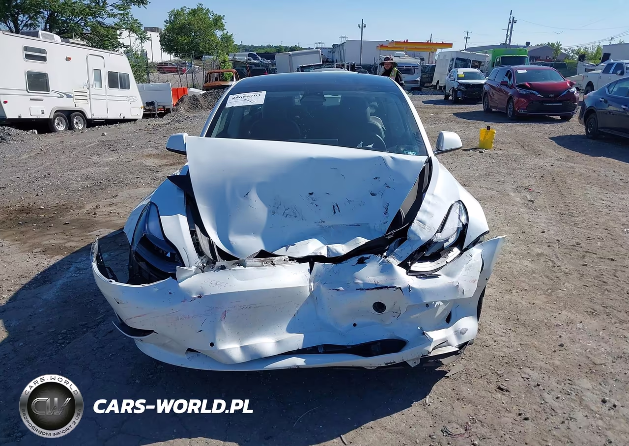 2022 Tesla Model 3 Long Range Dual Motor All-Wheel Drive VIN:5YJ3E1EB2NF151672 - 11