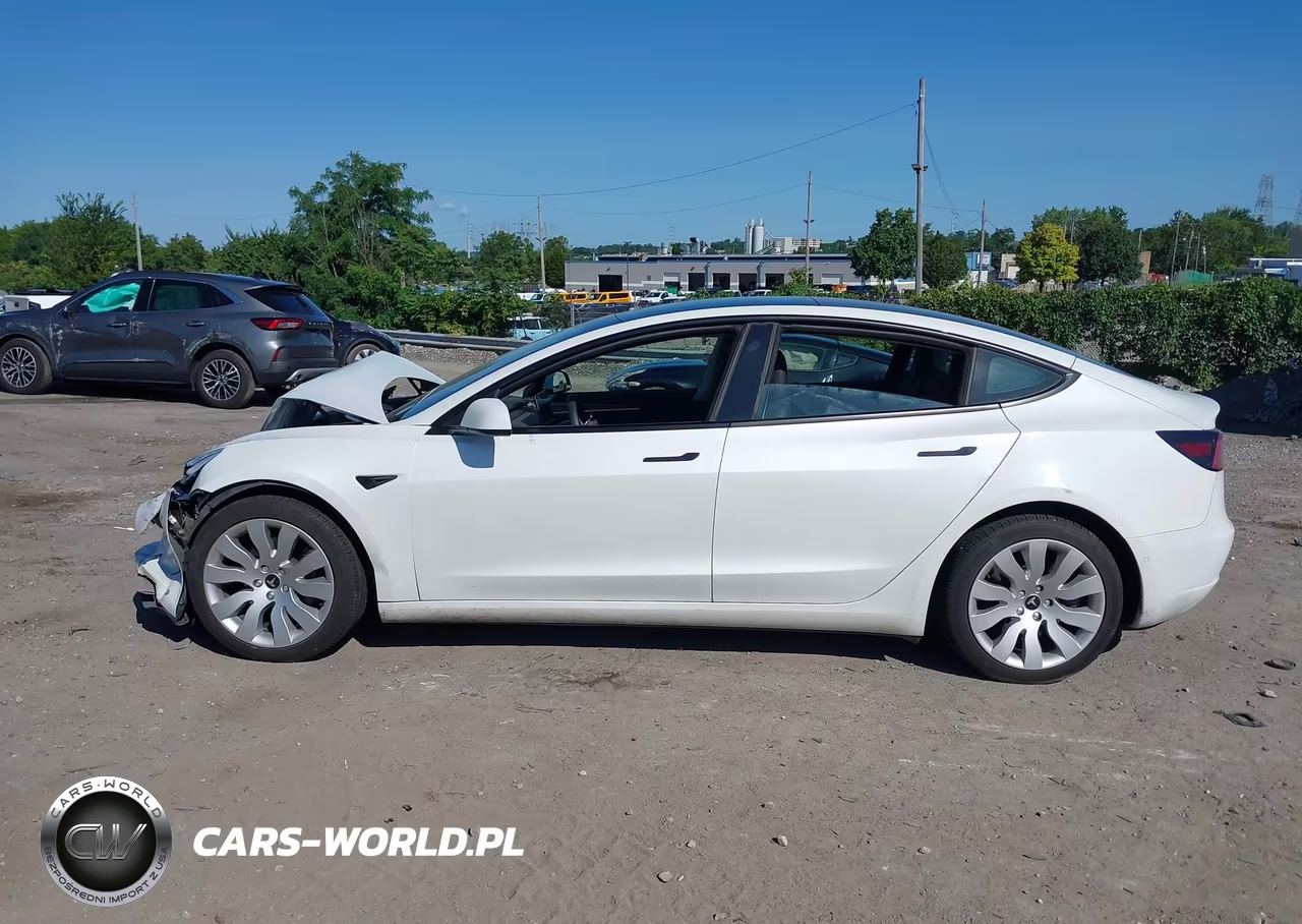 2022 Tesla Model 3 Long Range Dual Motor All-Wheel Drive VIN:5YJ3E1EB2NF151672 - 13