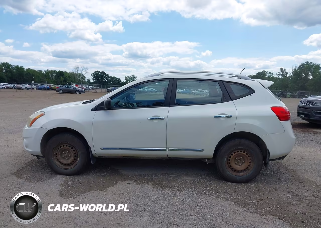 2014 Nissan Rogue Select S VIN:JN8AS5MV2EW721186 - 14
