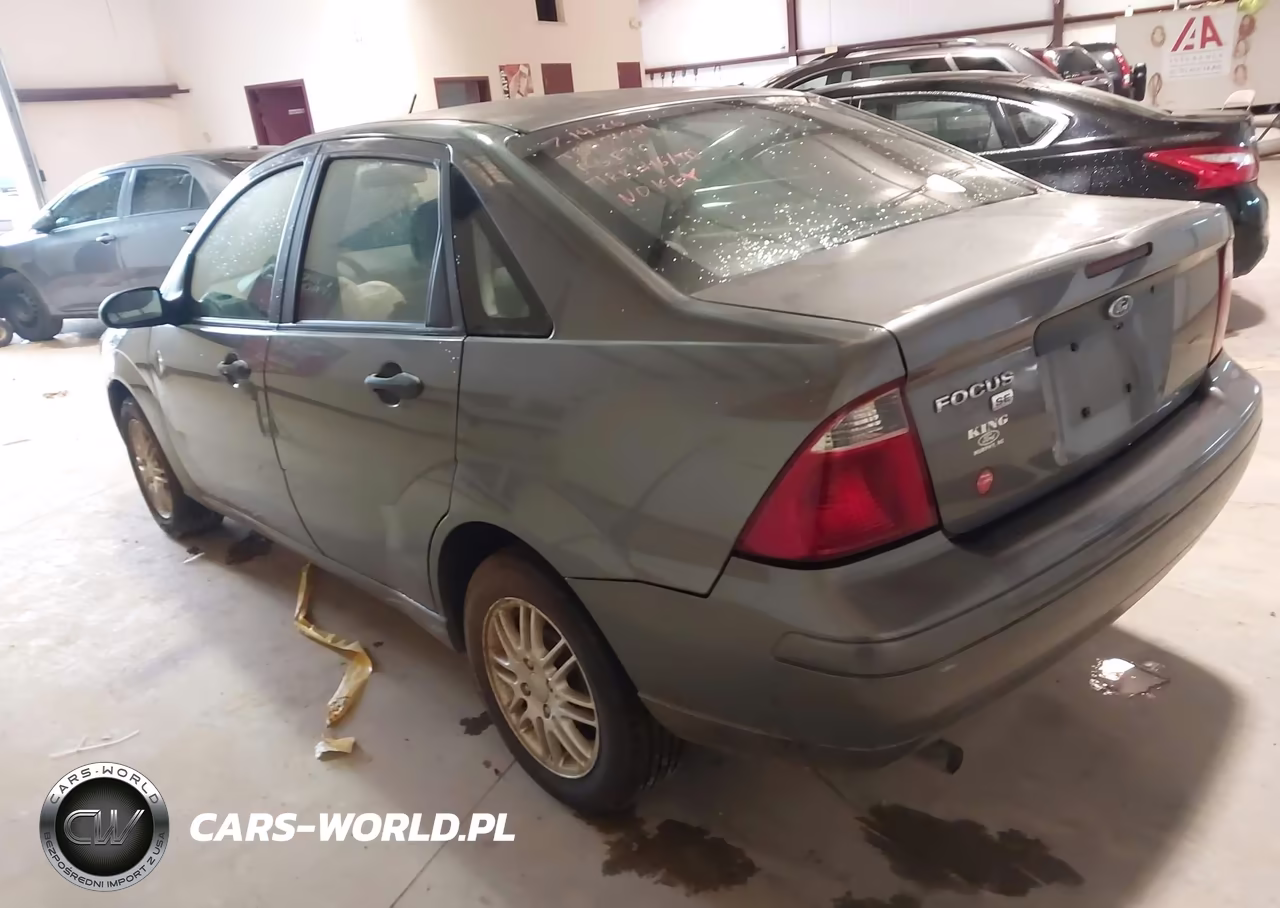 2007 Ford Focus S-Se-Ses VIN:1FAHP34NX7W112906 - 3