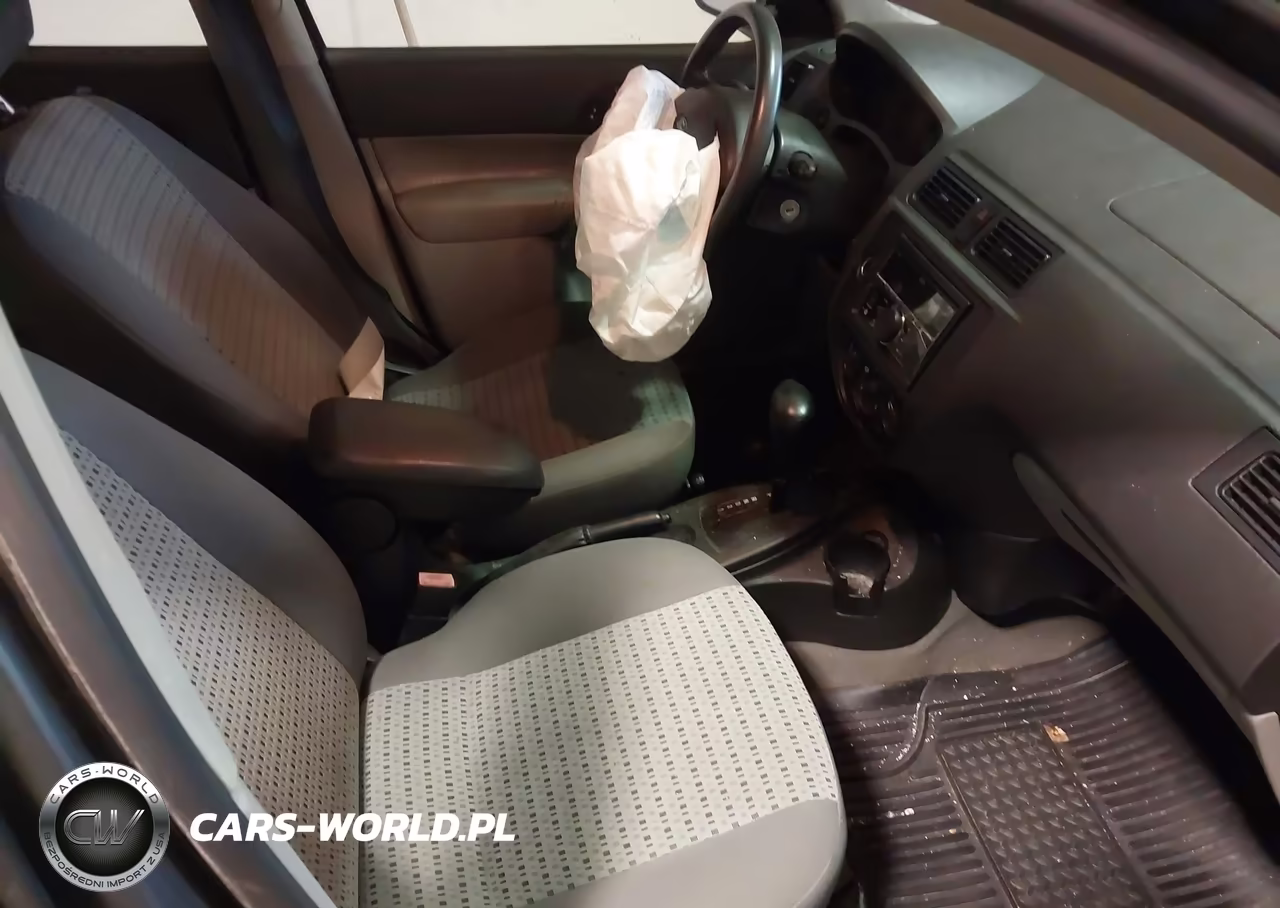 2007 Ford Focus S-Se-Ses VIN:1FAHP34NX7W112906 - 5