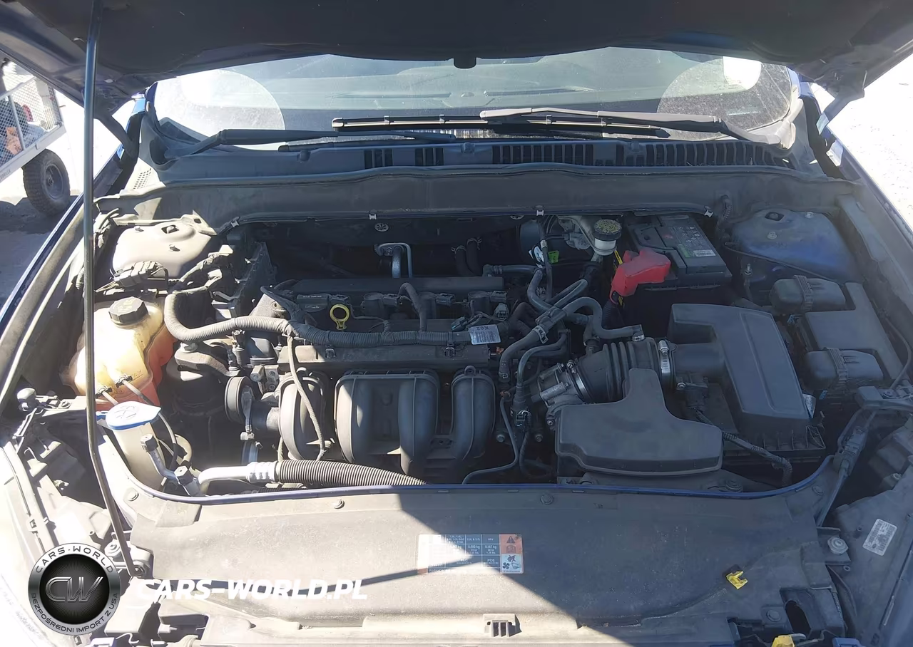 2015 Ford Fusion S VIN:3FA6P0G72FR294735 - 10