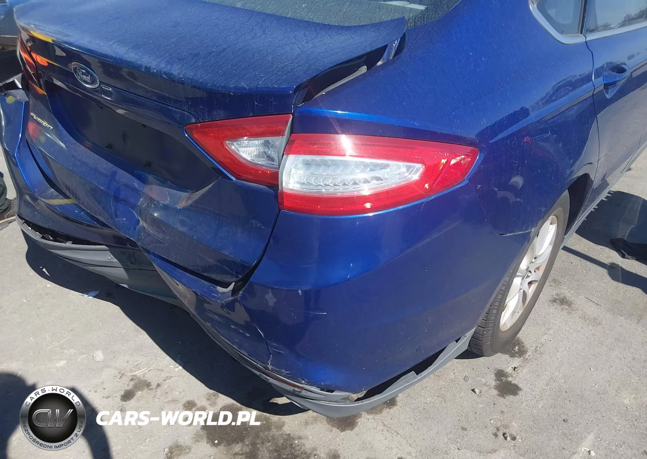 2015 Ford Fusion S VIN:3FA6P0G72FR294735 - 13