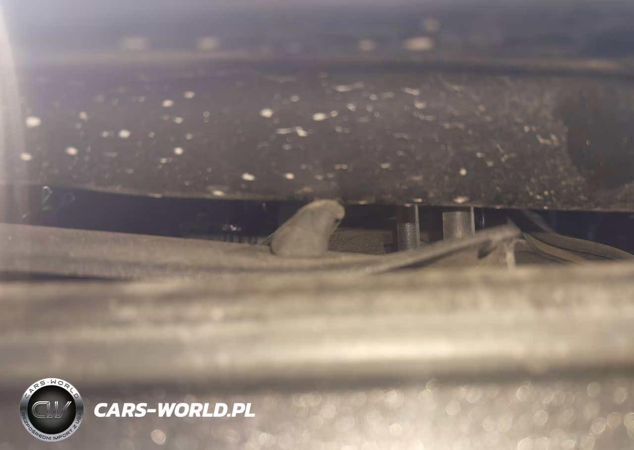 2019 Toyota Prius Le VIN:JTDKARFU6K3101632 - 10