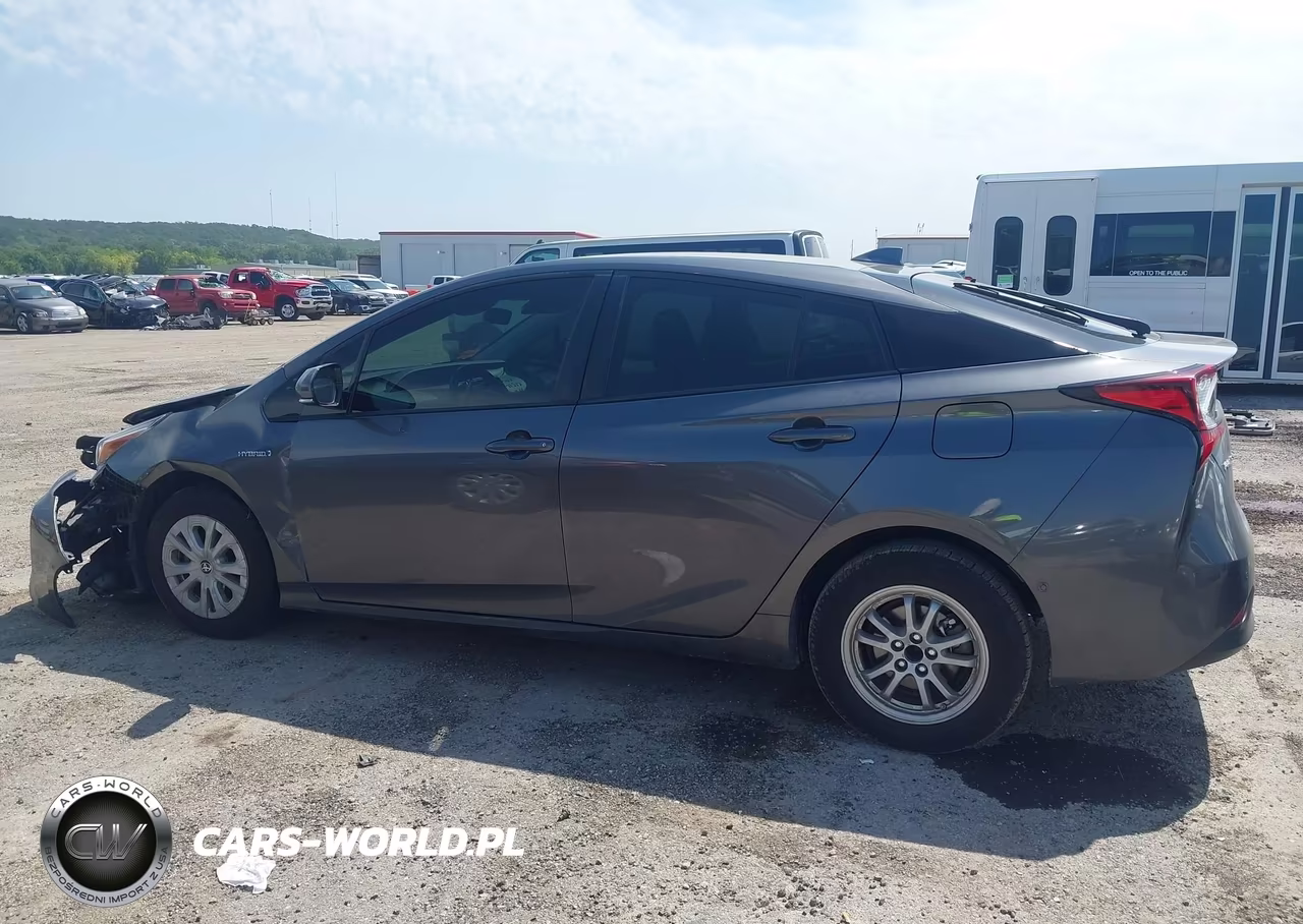 2019 Toyota Prius Le VIN:JTDKARFU6K3101632 - 13