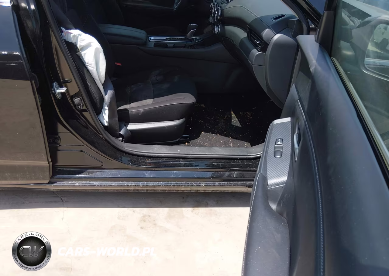2025 Nissan Sentra Sv VIN:3N1AB8CV5SY361000 - 5
