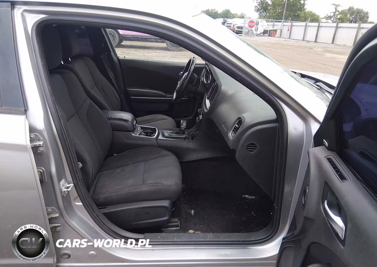 2018 Dodge Charger Sxt Plus Rwd VIN:2C3CDXHG2JH174293 - 5