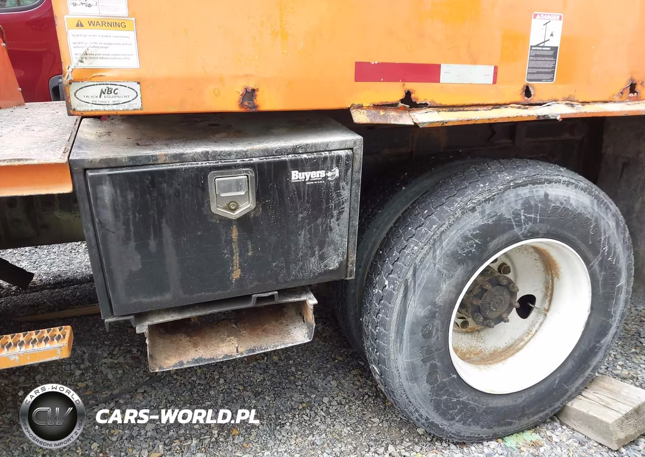 2003 Ford F750 Super Duty VIN:3FDXF75R53MB09399 - 14
