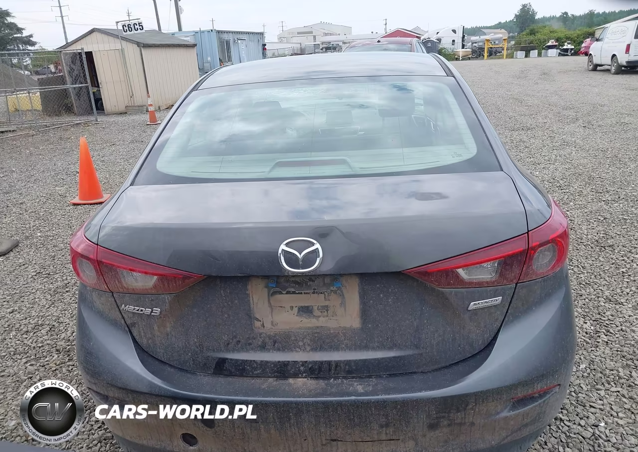 2018 Mazda Mazda3 Sport VIN:3MZBN1U70JM165789 - 16