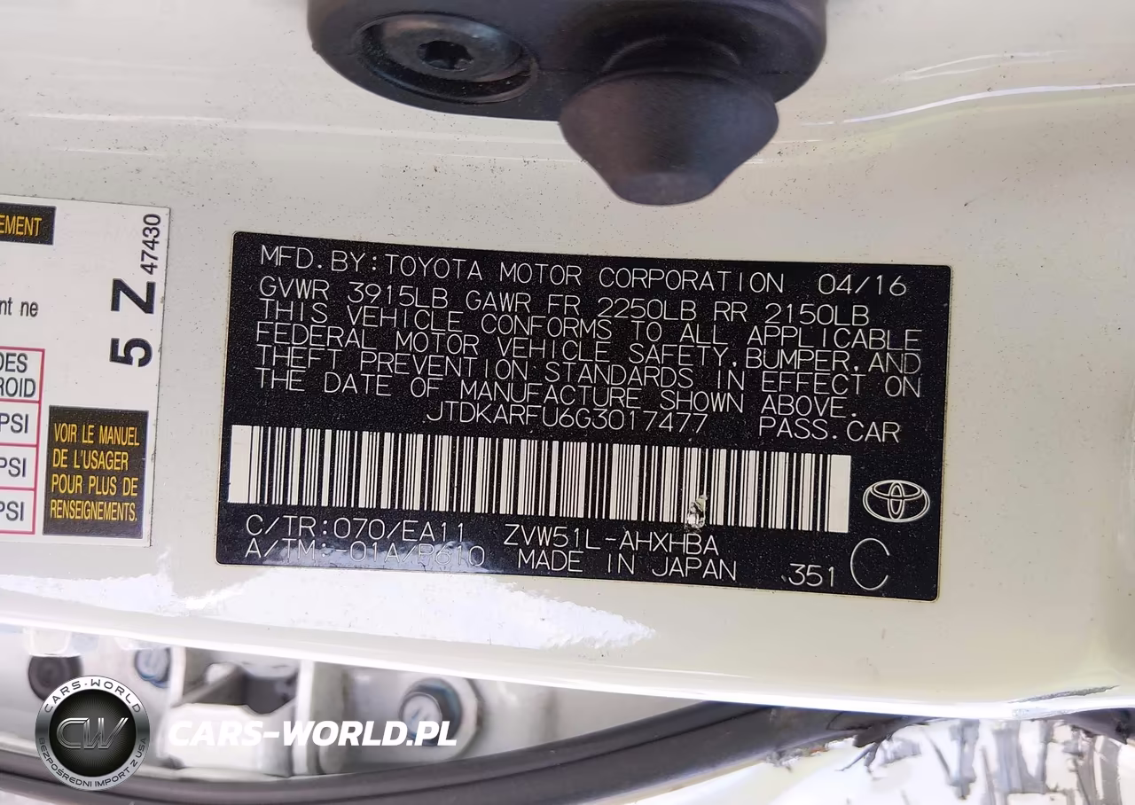 2016 Toyota Prius Three Touring VIN:JTDKARFU6G3017477 - 9