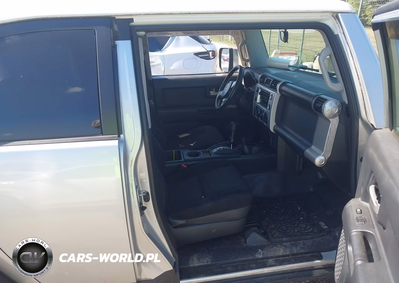 2007 Toyota Fj Cruiser VIN:JTEBU11F170046206 - 5