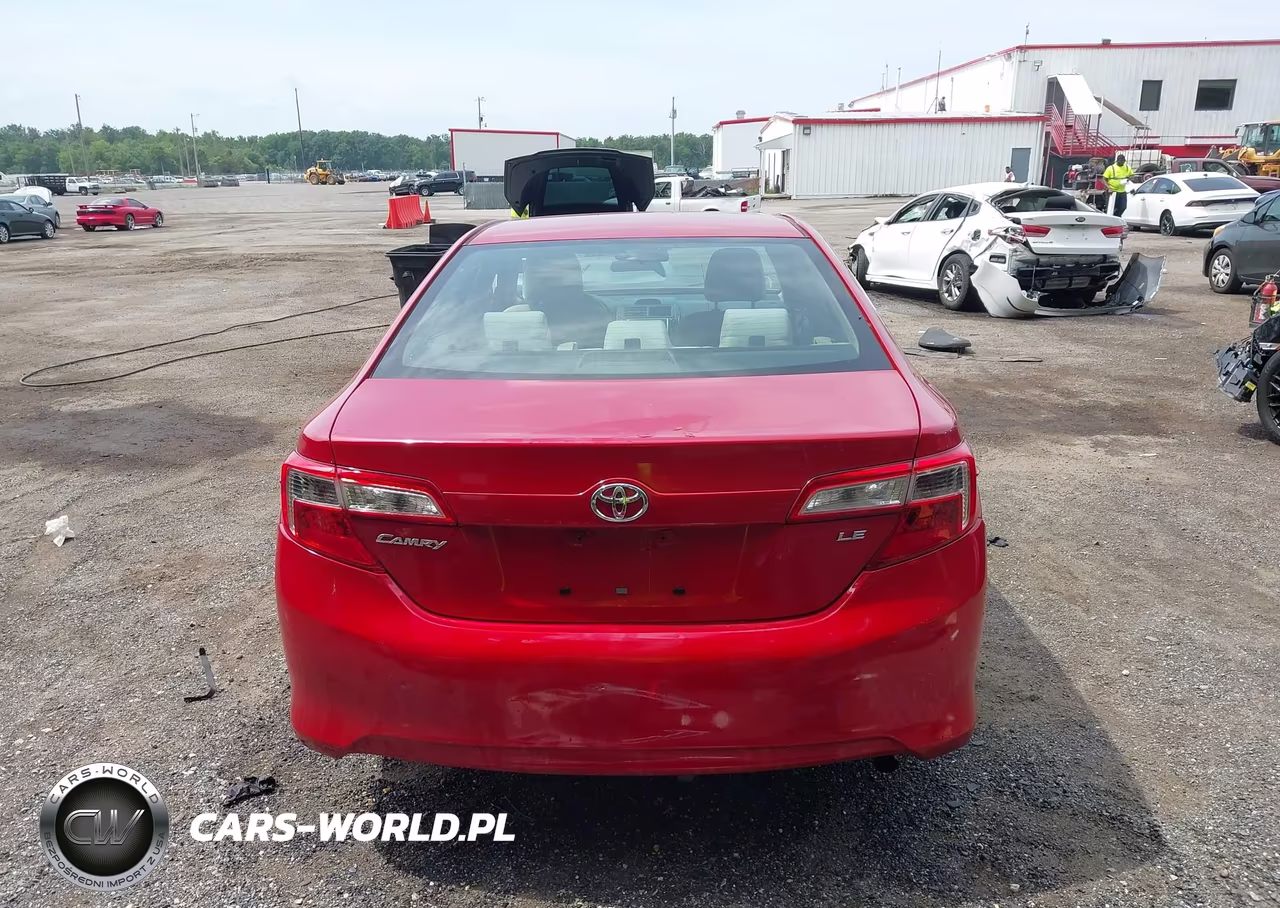 2013 Toyota Camry Le VIN:4T1BF1FK7DU669821 - 17