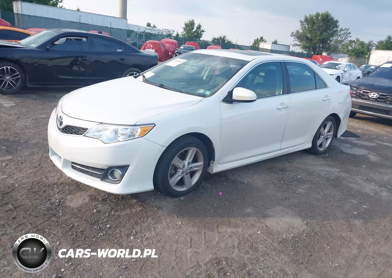 2014 Toyota Camry Se VIN:4T1BF1FK5EU418877 - 2