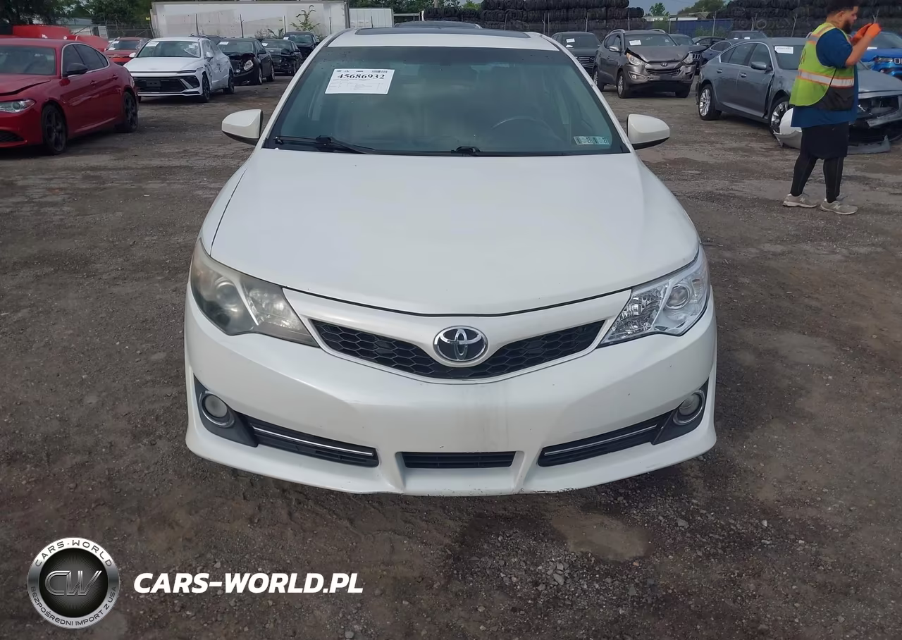 2014 Toyota Camry Se VIN:4T1BF1FK5EU418877 - 6