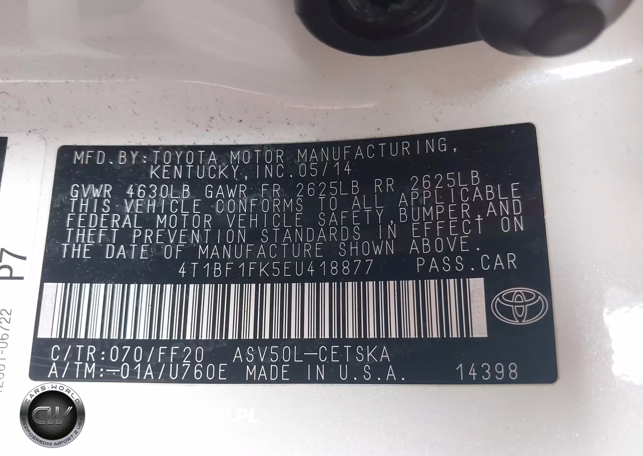 2014 Toyota Camry Se VIN:4T1BF1FK5EU418877 - 9