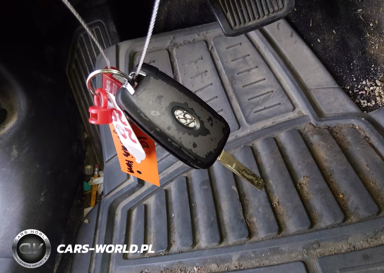 2019 Hyundai Kona Se VIN:KM8K12AA2KU271240 - 11