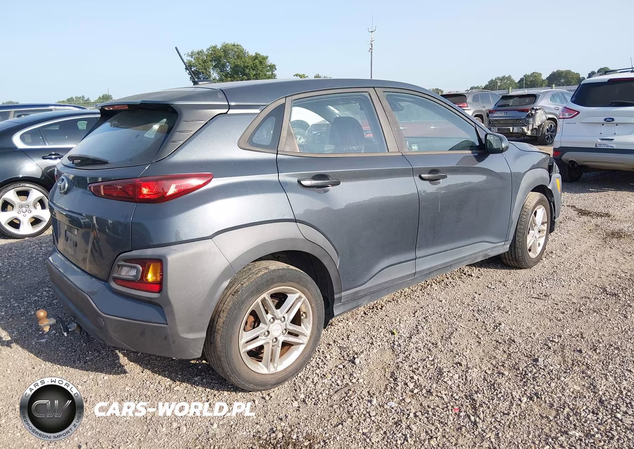 2019 Hyundai Kona Se VIN:KM8K12AA2KU271240 - 4