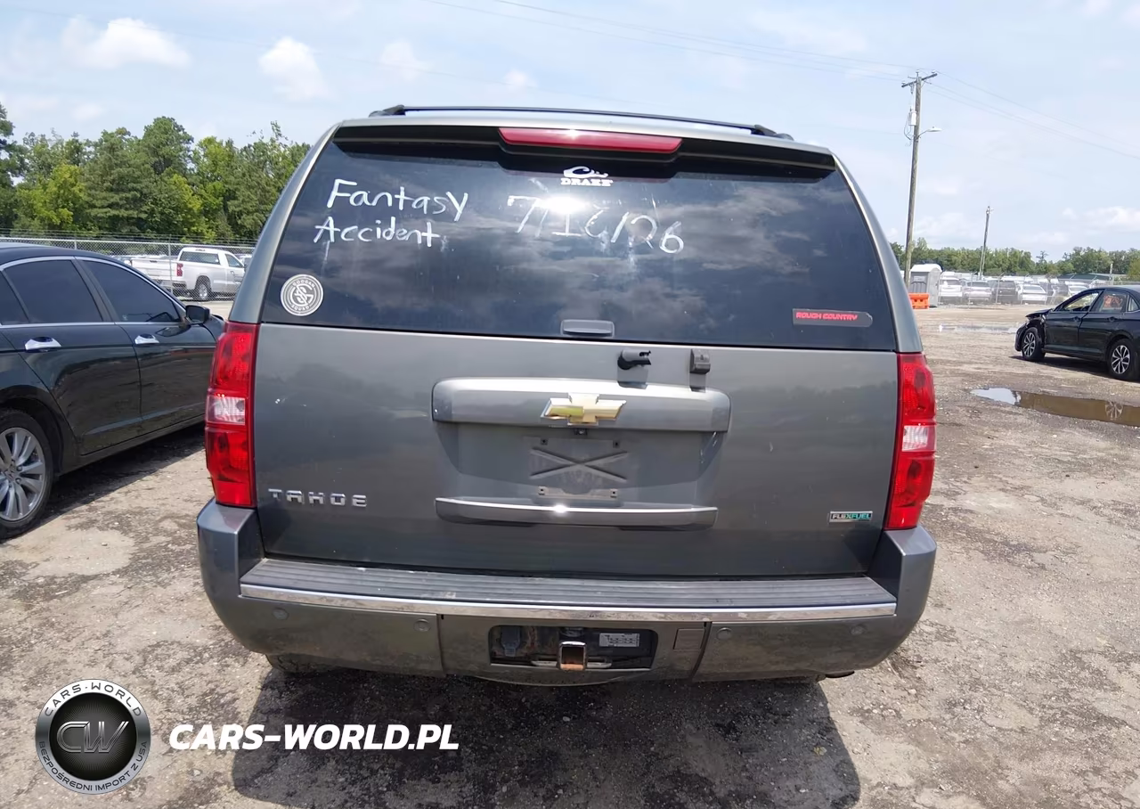 2011 Chevrolet Tahoe Ltz VIN:1GNSKCE09BR208882 - 16