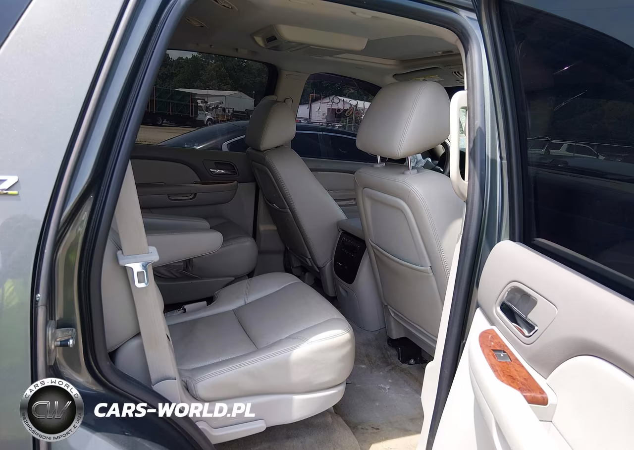 2011 Chevrolet Tahoe Ltz VIN:1GNSKCE09BR208882 - 8