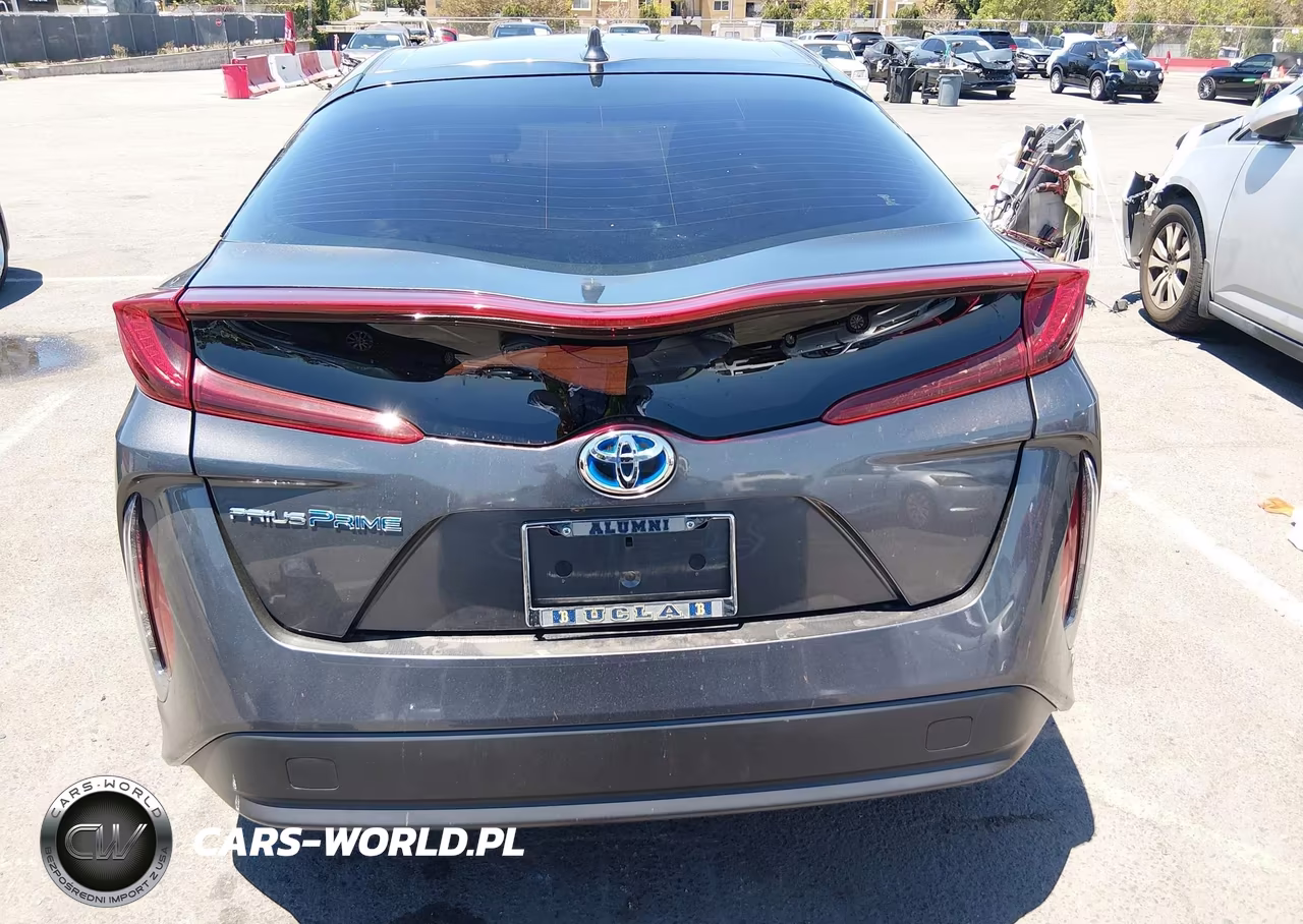 2021 Toyota Prius Prime Le VIN:JTDKAMFP5M3174393 - 16