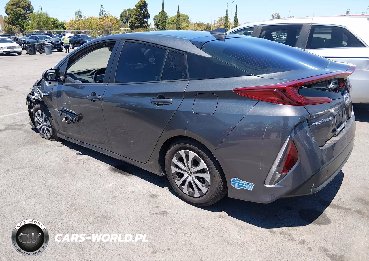 2021 Toyota Prius Prime Le VIN:JTDKAMFP5M3174393 - 3